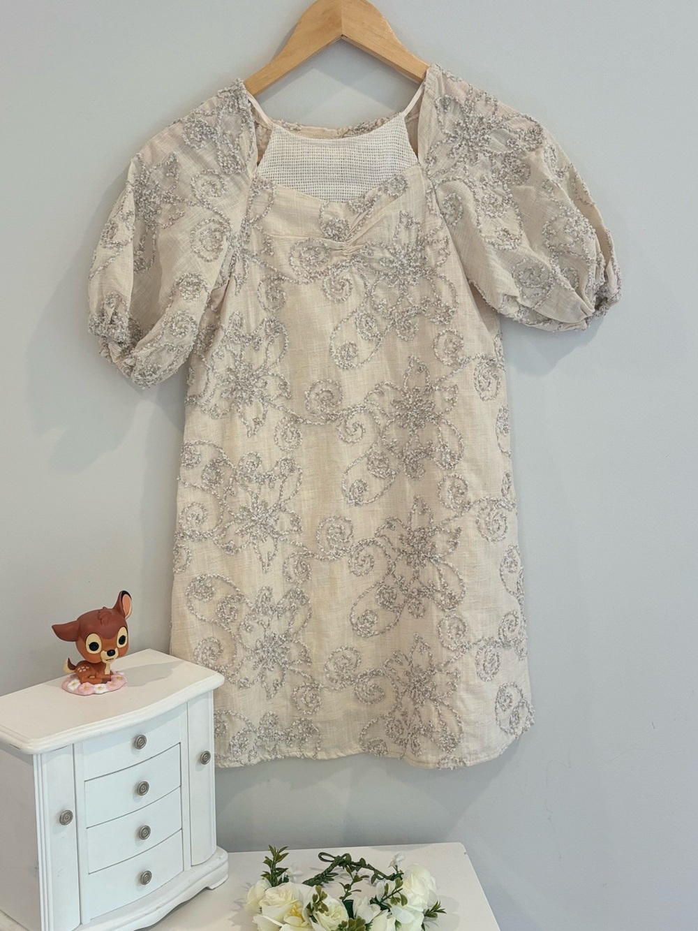 Zara Cream Textured Floral Shift Dress